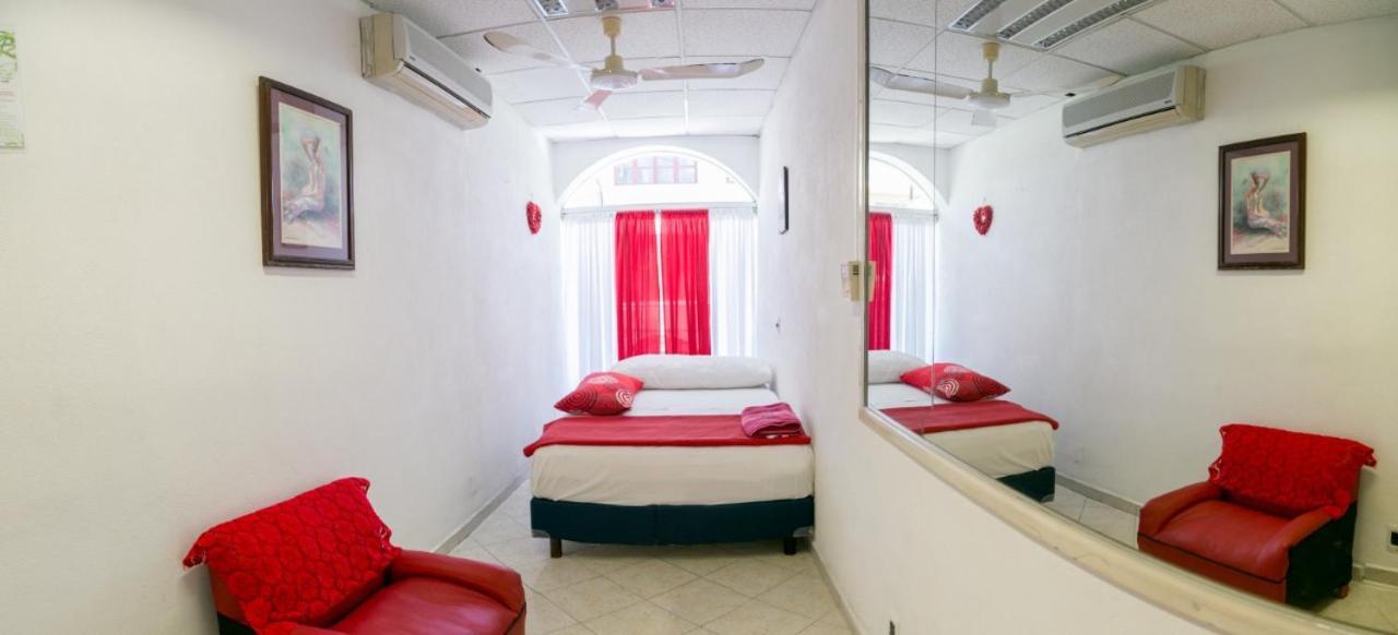 Boutique Basic Hotel Puerto Vallarta Extérieur photo