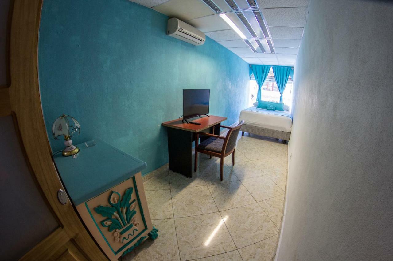 Boutique Basic Hotel Puerto Vallarta Extérieur photo