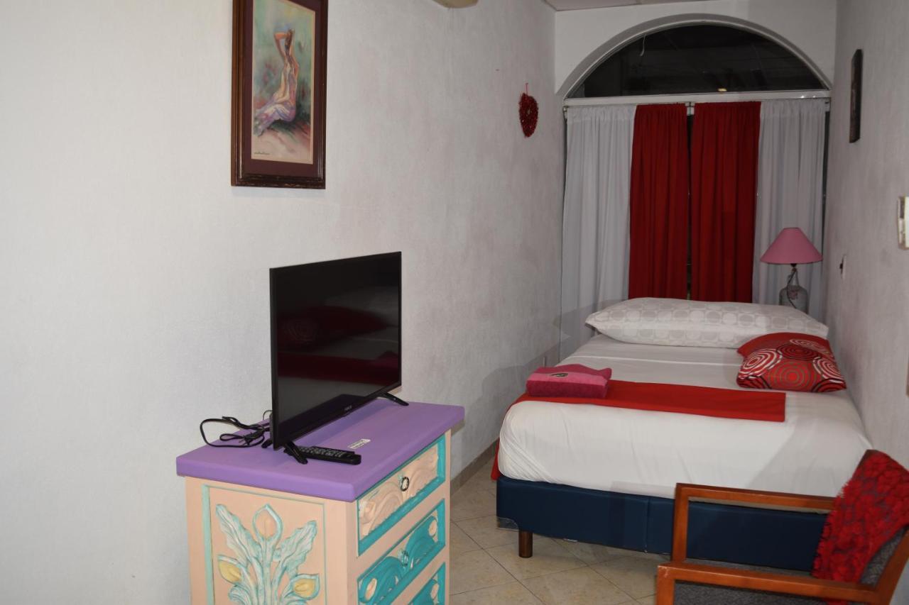Boutique Basic Hotel Puerto Vallarta Extérieur photo